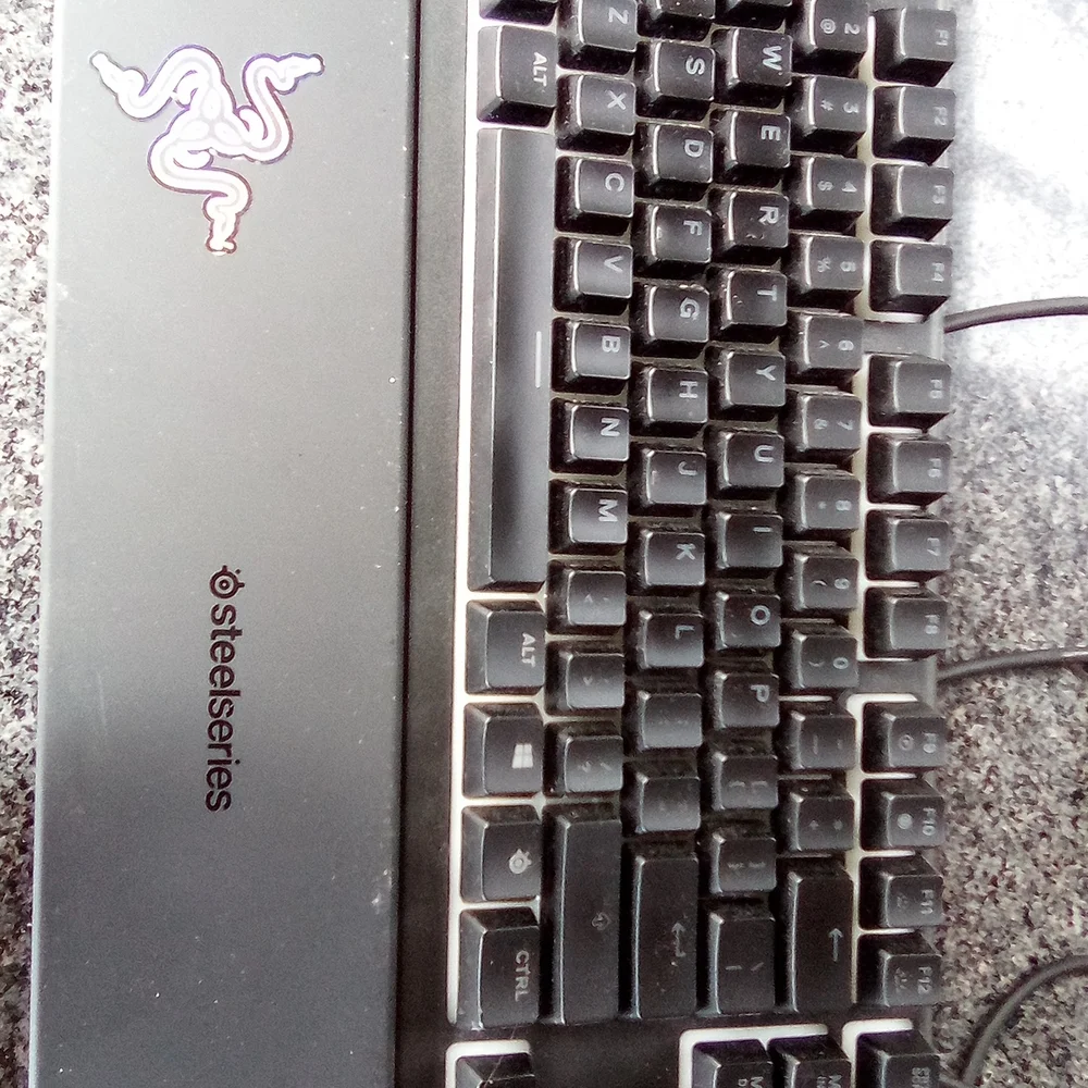 SteelSeries Black Wired Gaming Keyboard - Backlit Mechanical Style